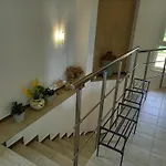 Луксозна вила флора